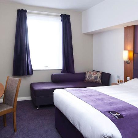 Premier Inn Manchester City Екстер'єр фото