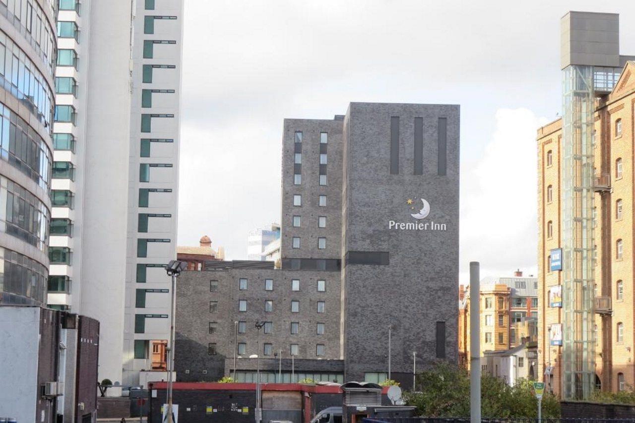 Premier Inn Manchester City Екстер'єр фото