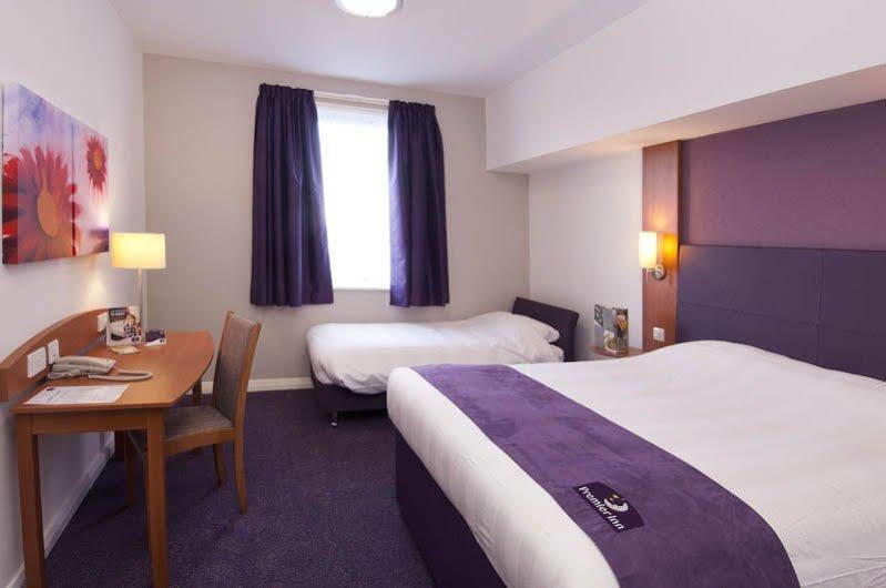 Premier Inn Manchester City Екстер'єр фото