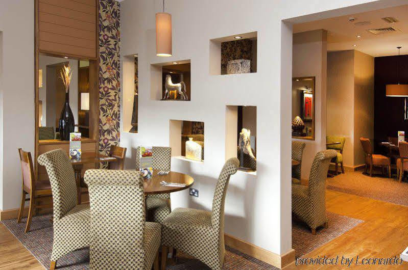 Premier Inn Manchester City Екстер'єр фото